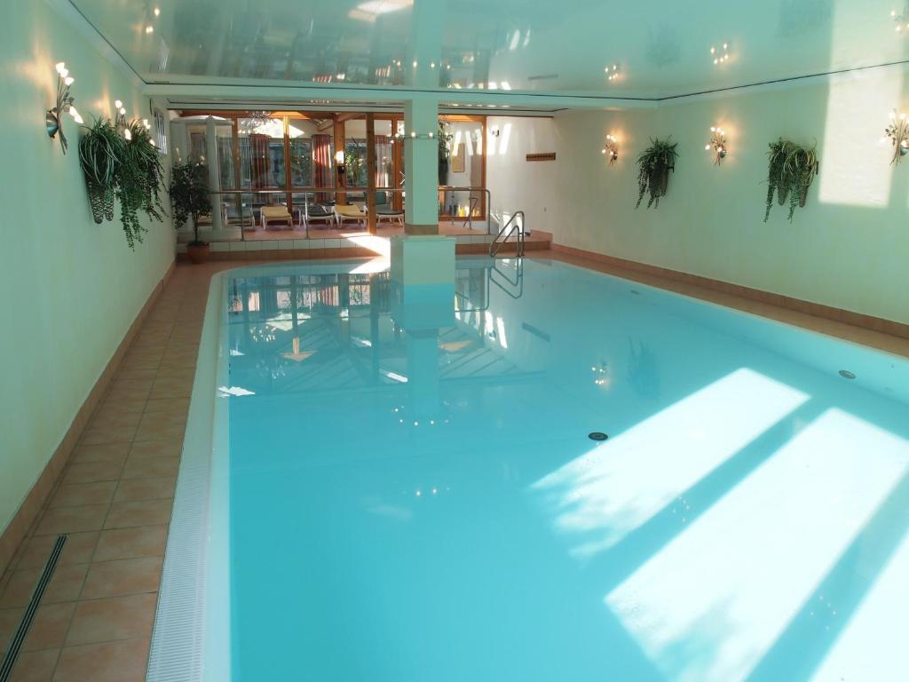 Parkhotel Zum Stern Oberaula Εξωτερικό φωτογραφία
