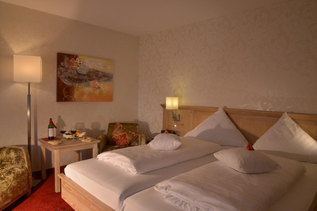 Parkhotel Zum Stern Oberaula Εξωτερικό φωτογραφία