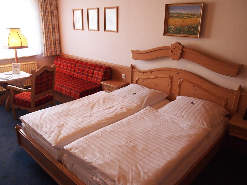 Parkhotel Zum Stern Oberaula Εξωτερικό φωτογραφία