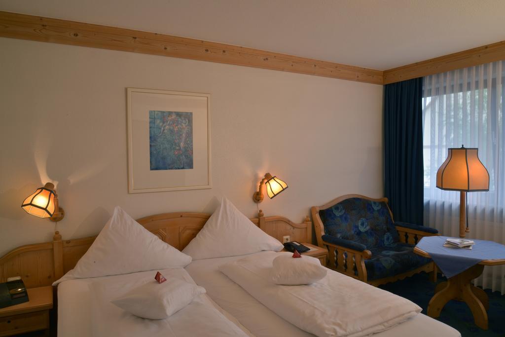 Parkhotel Zum Stern Oberaula Εξωτερικό φωτογραφία